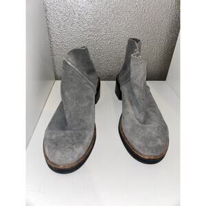 J. Shoes  Mary  Gray Blue Suede 2” Stacked Heel Ankle Booties EU 37 US 6.5 UK 4